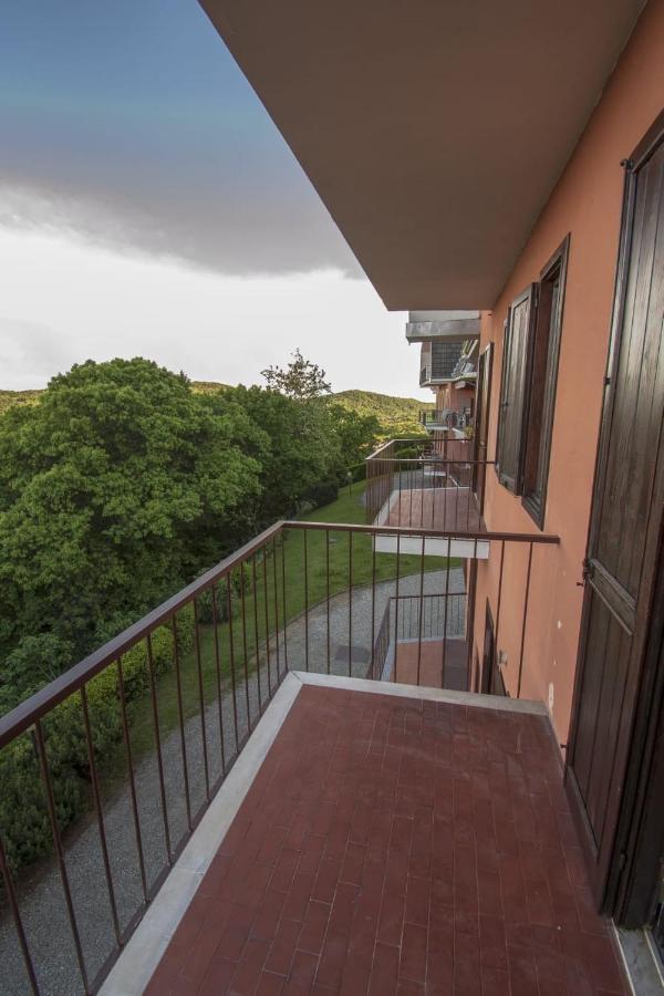 Bellavista Lake Apartment Pisano Exterior photo